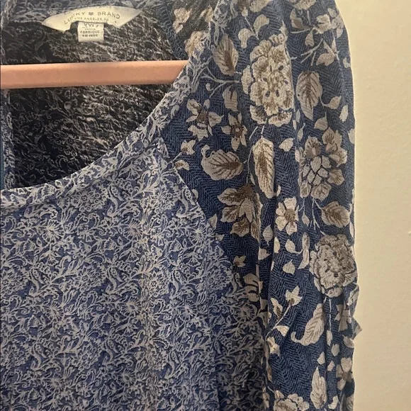 Lucky Brand Blue Floral Lace Blouse - Picture 3 of 6